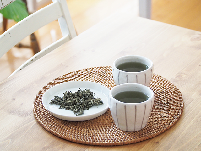 よもぎ茶。写真:クマモト敬和